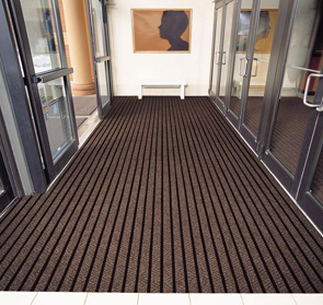 Smart Step™ Arrow Trax™ Commercial Carpet Tiles